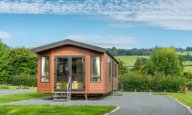 Atlas Style holiday home for sale at 5 star caravan park with river fishing